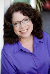 Ellen Byron (fnl) (2)